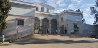 Commemorazione dei defunti: servizio navetta gratuito verso il Cimitero Comunale