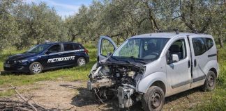 Auto rubata a Corato ritrovata smontata e abbandonata a Terlizzi