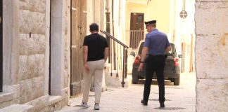 Si spara ancora a Corato: 25enne colpito ad una gamba dopo litigio in zona piazza Sedile