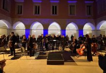 “Note da Oscar” incanta Corato: grande successo per l’Orchestra Sinfonica Federiciana